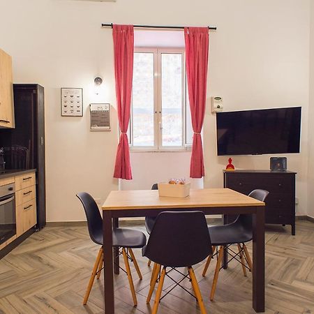 Madaleni Home Plebiscito Napoli Esterno foto