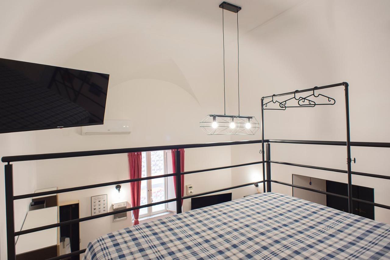 Madaleni Home Plebiscito Napoli Esterno foto